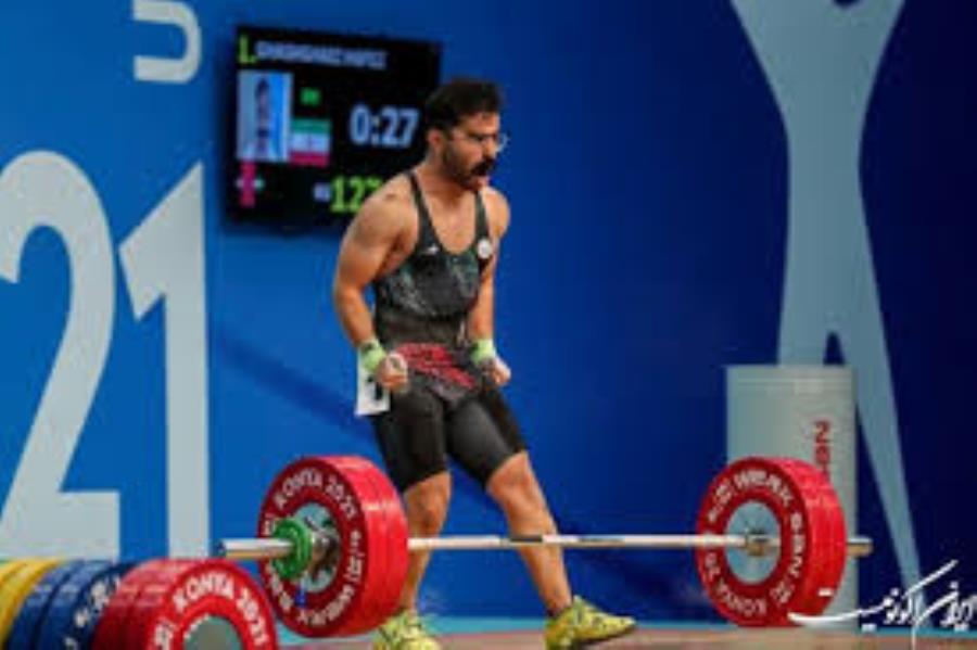 قشقایی در یکضرب وزنه برداری هفتم شد
